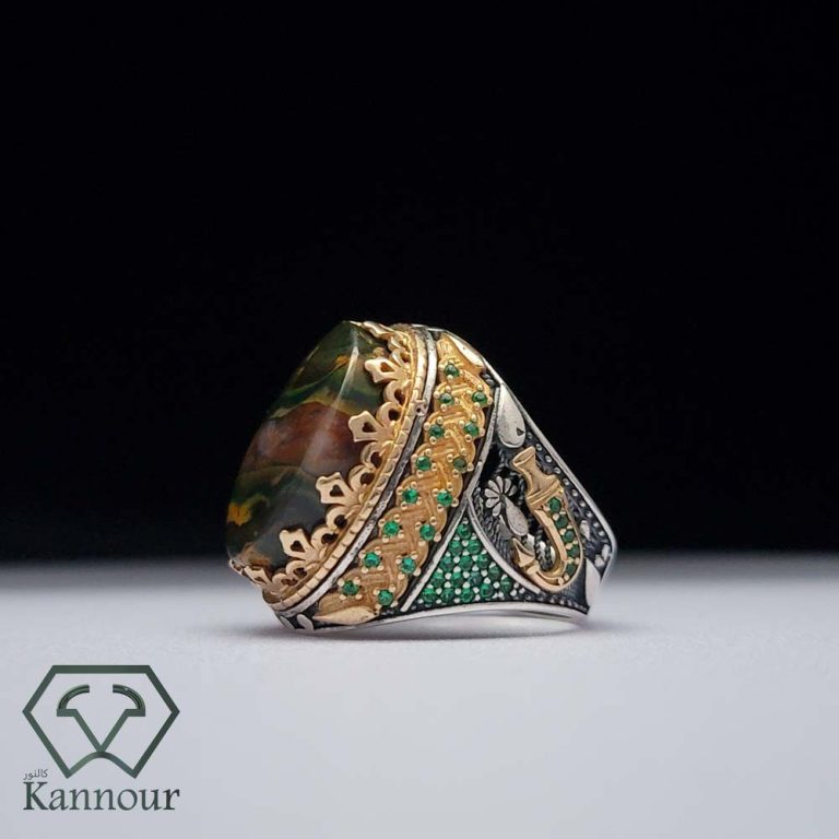 خاتم عقيق نادر وفضة بتصميم جمبية