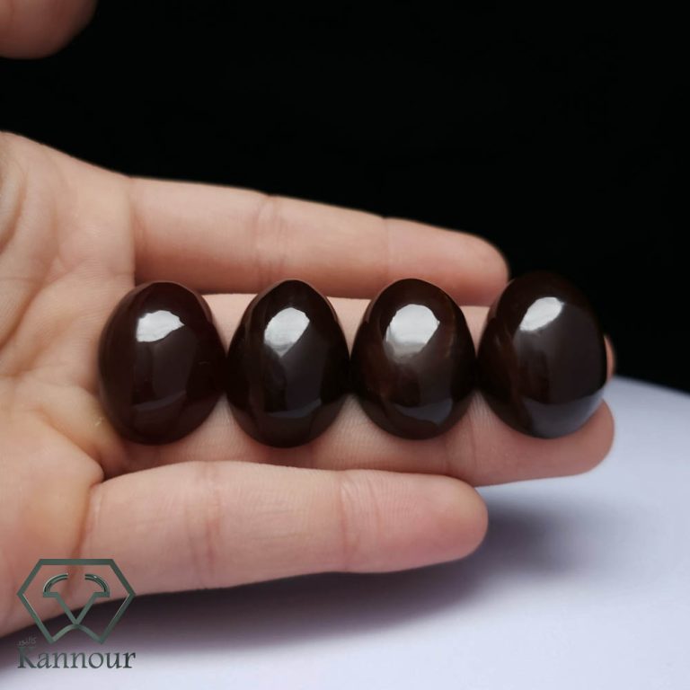 أحجار شفة العبد